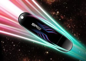 فلش سیلیکون پاور blaze b10 64G